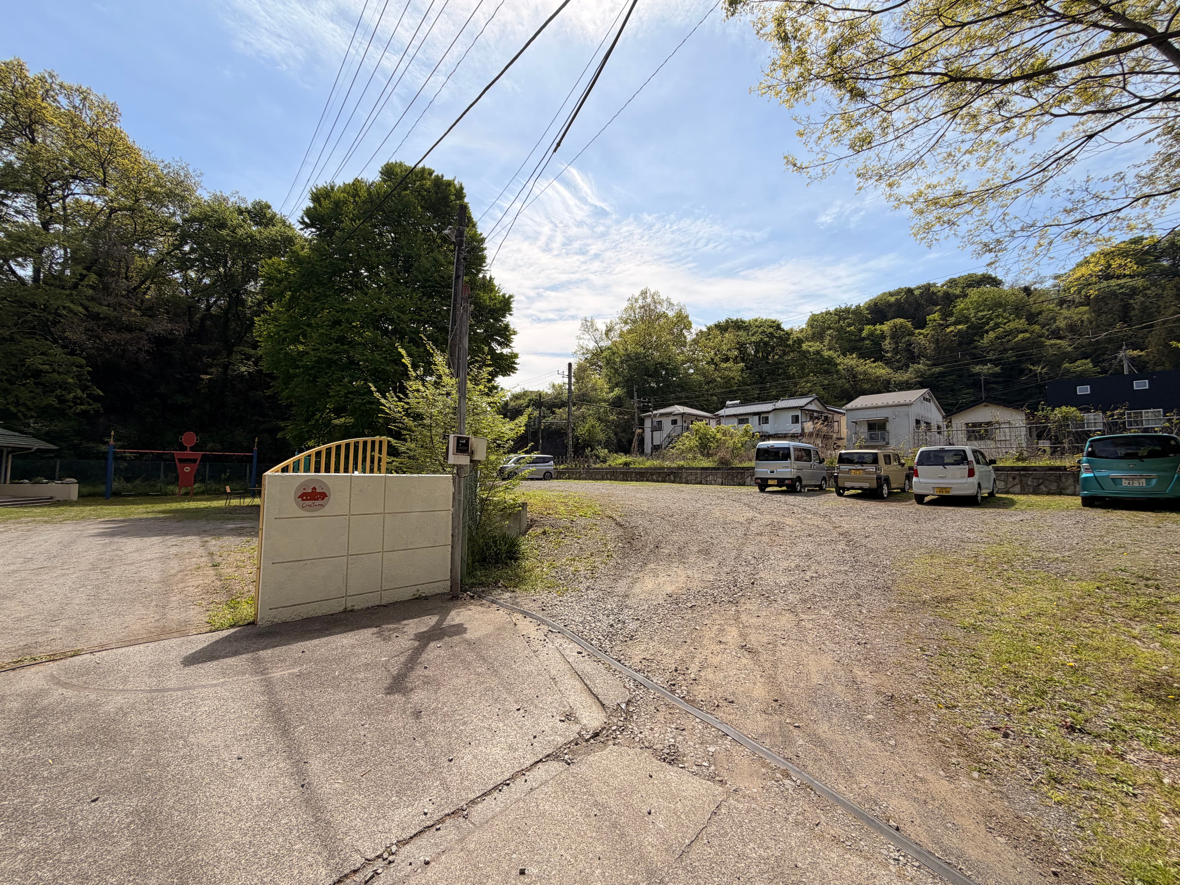 CineYama隣接の無料駐車場