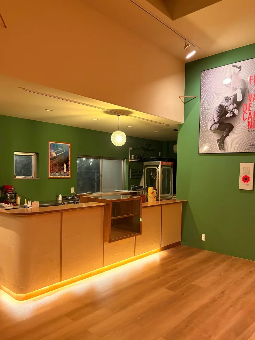 シネヤマの売店カウンター